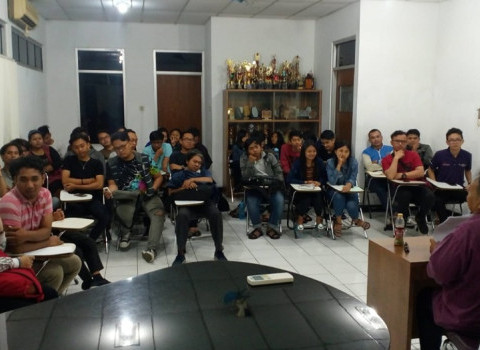 SEMINAR MUSIK GEREJA