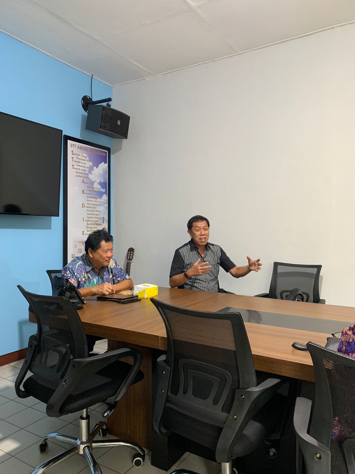 Pembinaan staf tenaga kependidikan STT Abdiel