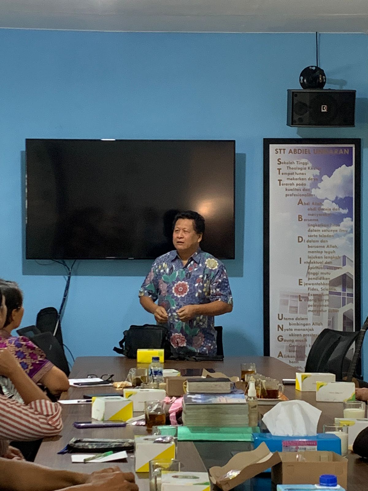 Pembinaan staf tenaga kependidikan STT Abdiel