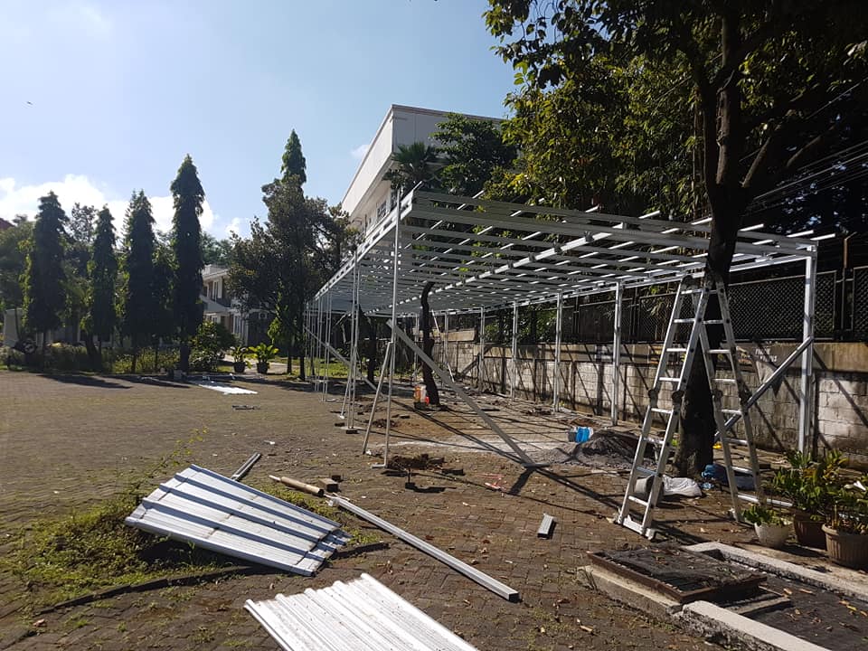 Pembangunan Tempat Parkir STT Abdiel yang nyaman dan teduh