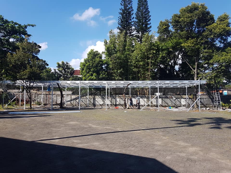 Pembangunan Tempat Parkir STT Abdiel yang nyaman dan teduh